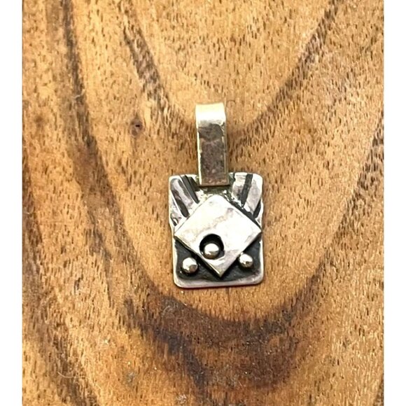 Petite Geometric Art Deco Sterling Silver Pendant Artist Signed .5" L X 7/16" W - Picture 2 of 4